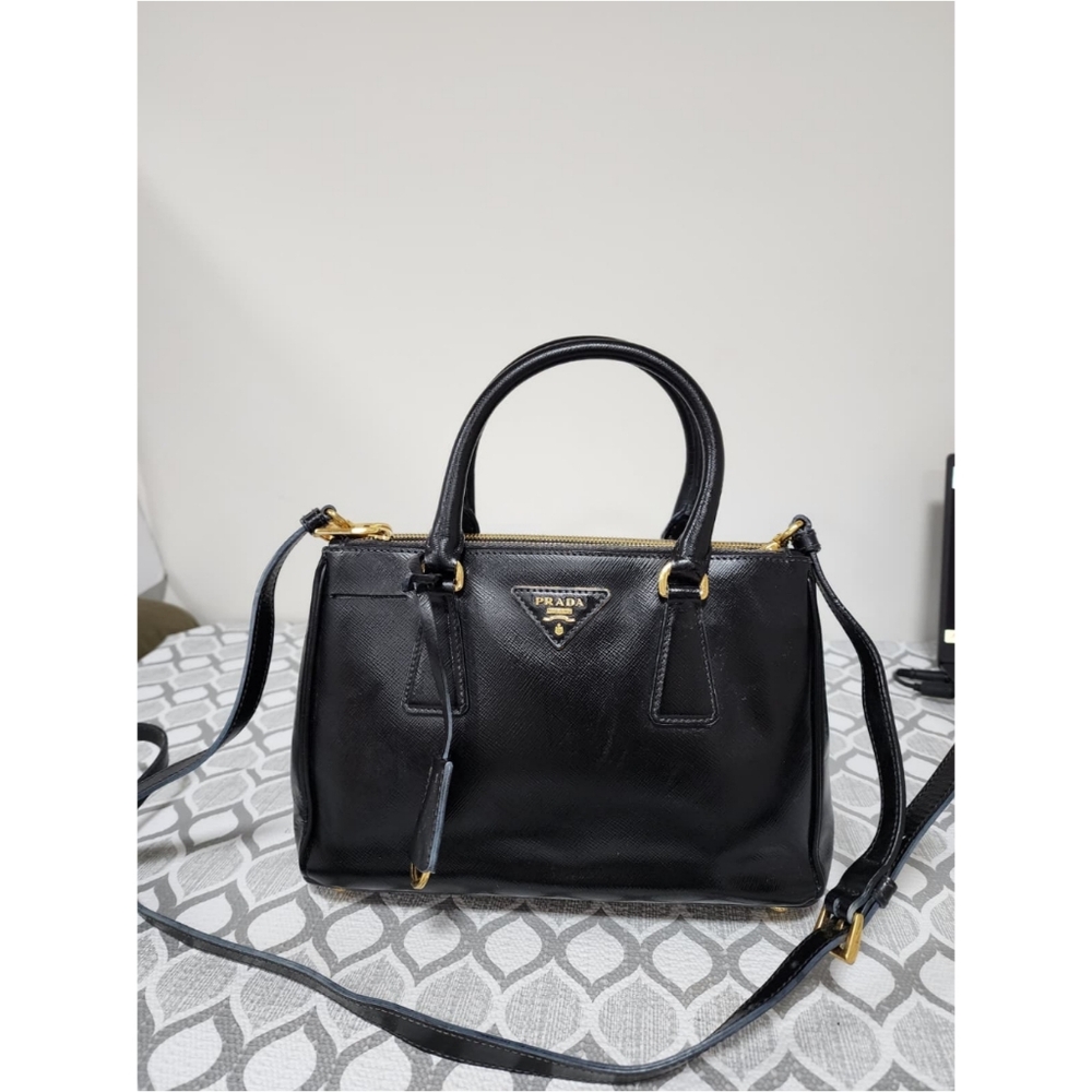 Prada Saffiano Patent Leather Galleria Double Zip Small Tote Black - Picture 7 of 16